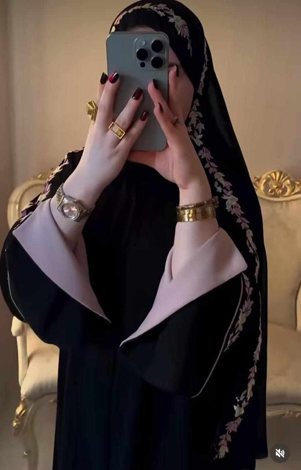 Ward Abaya Black