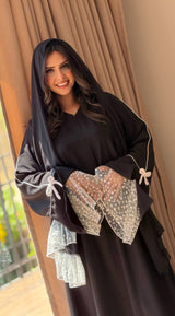 Ishraq Abaya White