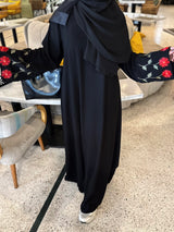 Aneeqa Abaya